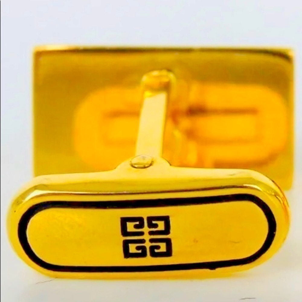 𝅺GIVENCHY Cuff Links